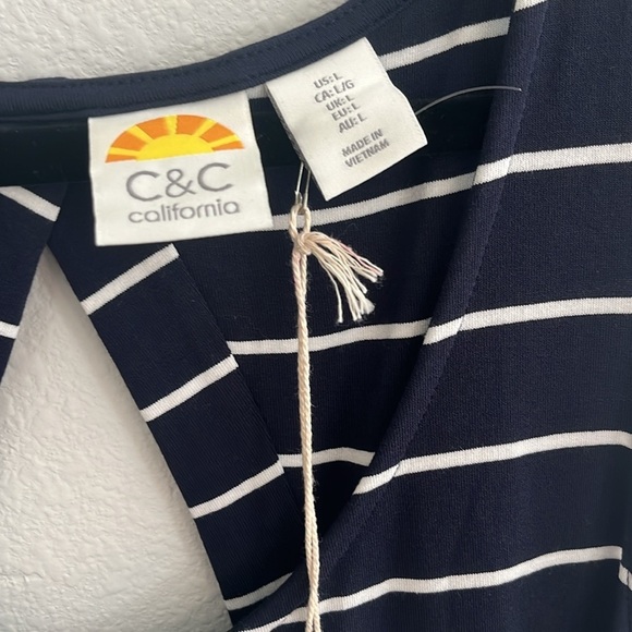 C & C California Striped Navy Casual Maxi Dress NWT Size Large - Picture 3 of 5